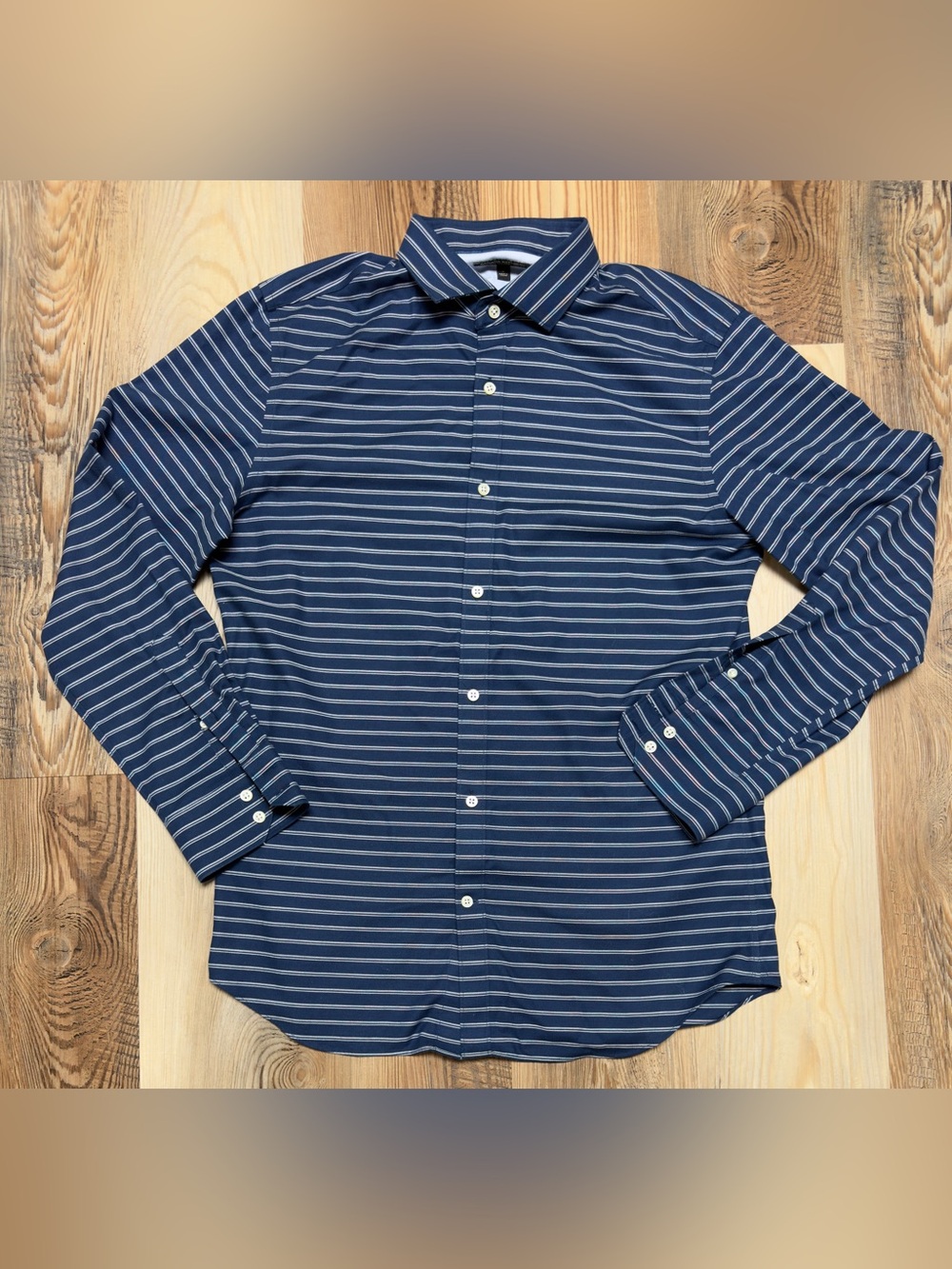 Banana Republic Mens L Long Sleeve Button Down Shirt Blue White Stripe Non-Iron
